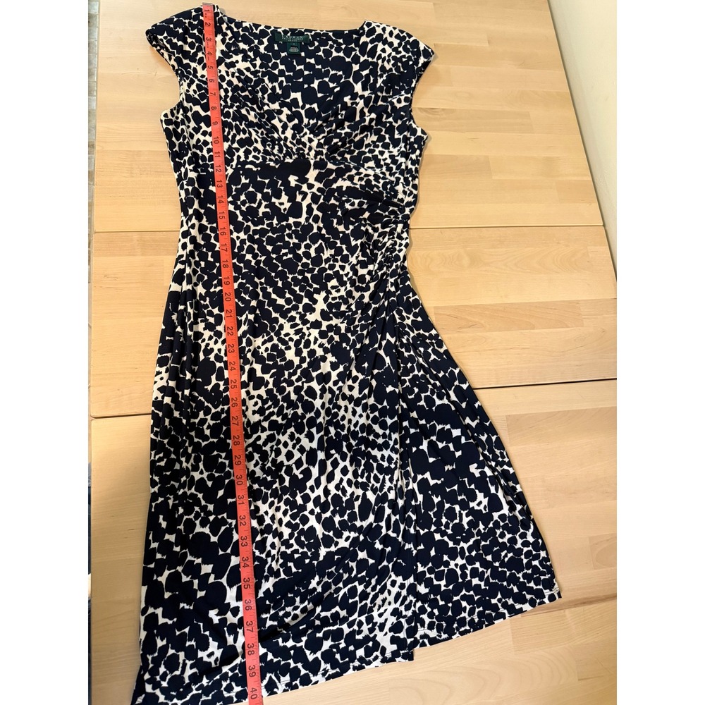 Lauren Ralph Lauren Navy White Animal Print Sheath Dress Cap Sleeve V Neck - Picture 10 of 13
